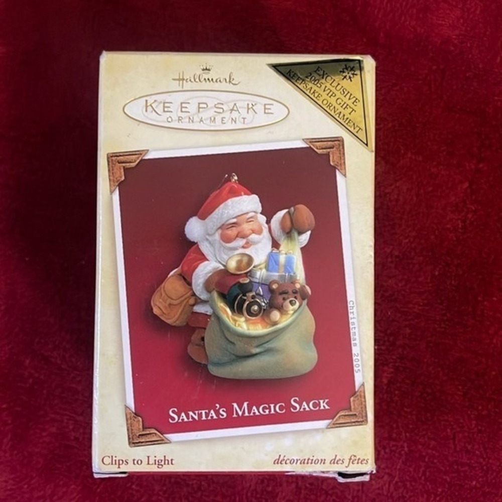 Hallmark Keepsake 2005 VIP Exclusive Santa's Magic Sack Ornament Tracy‎ Larsen